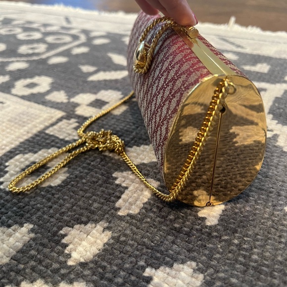 Clutches. Selling 3 clutches (Indian silk). - Picture 3 of 9